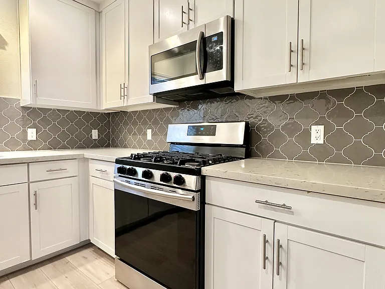5250 Chesebro Rd — Photo 3