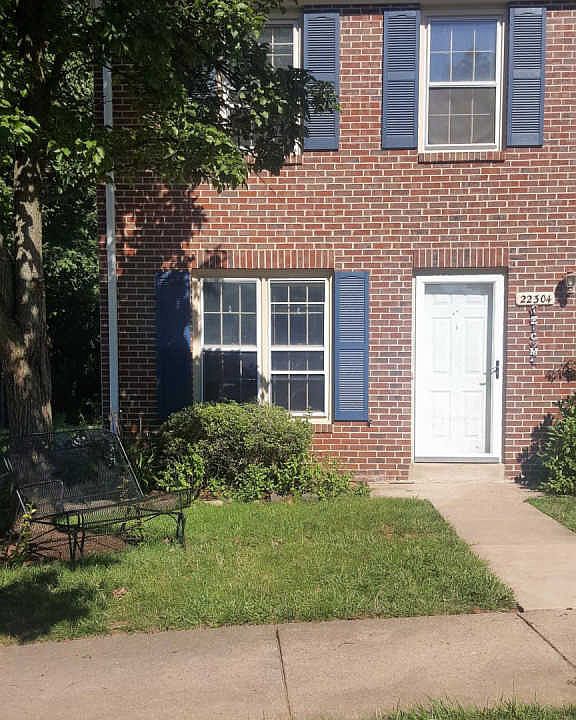 1st image of 22304 Mayfield Sq