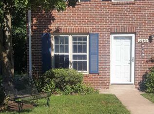 22304 Mayfield Sq, Sterling, VA 20164