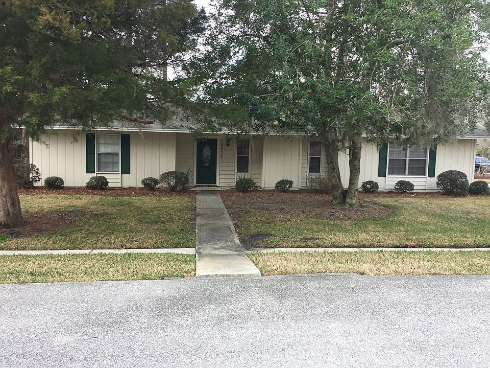 1st image of 10830 NW 60th Ter