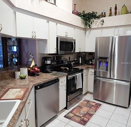 5th image of 10574 Lake Vista Dr