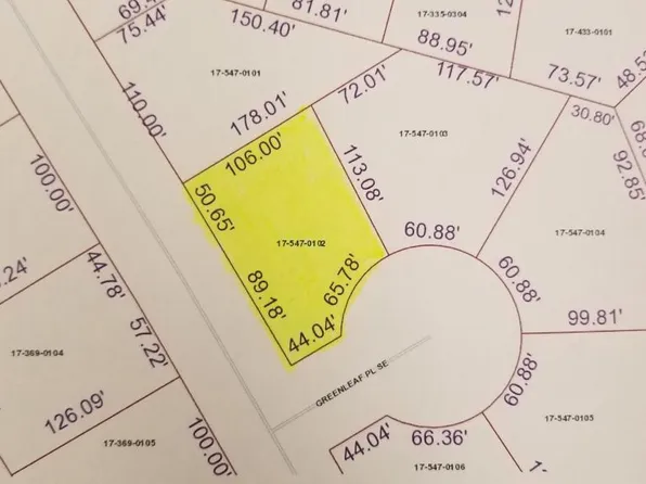 Greenleaf Pl SE, Owatonna, MN 55060