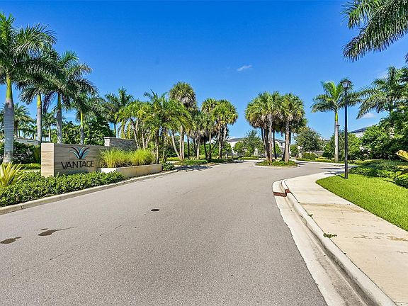 2nd image of 437 NW 36th Avenue