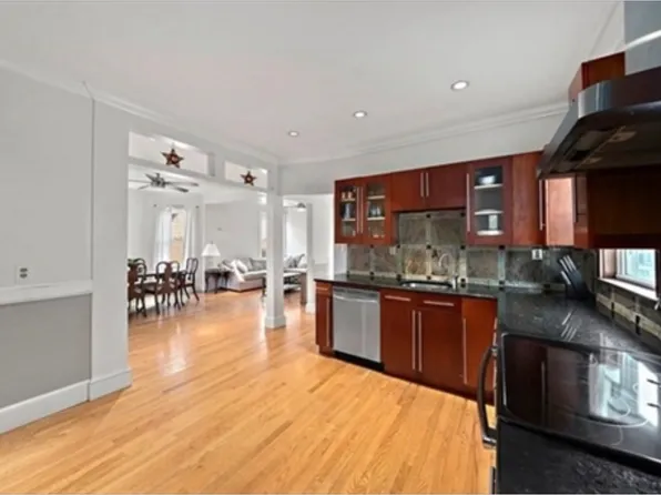 50 Neponset Ave #2, Dorchester, MA 02122