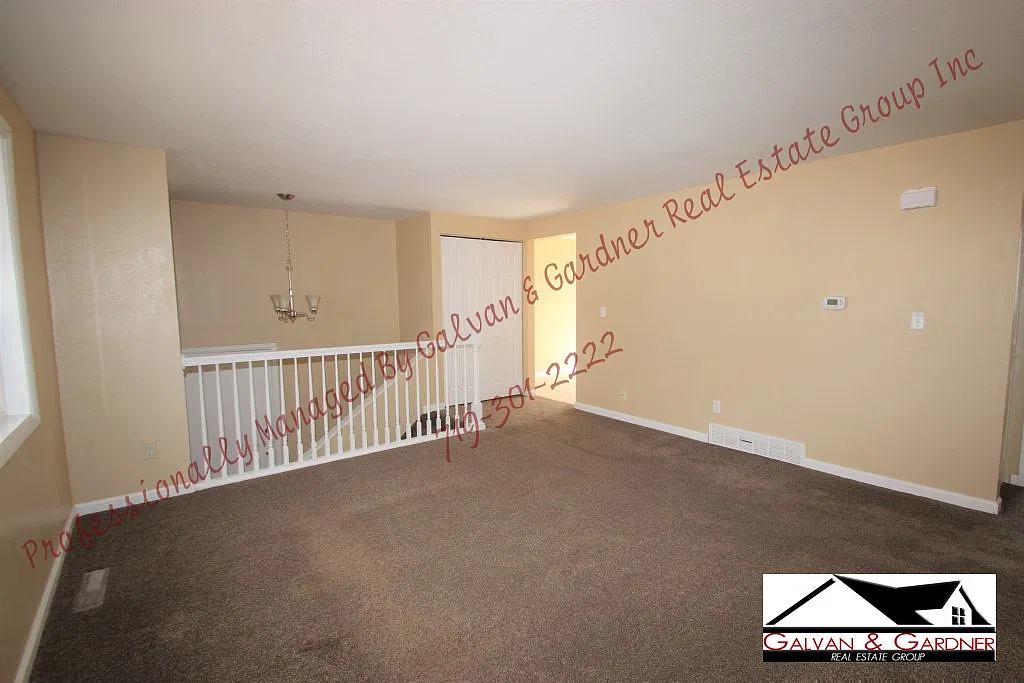 4 bed, 1686 sqft, $2,100 — Photo 3
