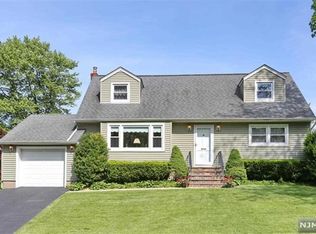 51 S Dorchester Rd, Emerson, NJ 07630