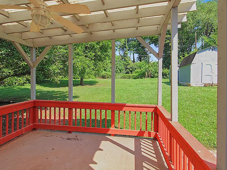 2620 Thornton Rd — Photo 20