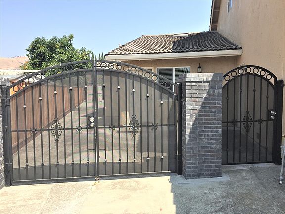 2nd image of 2889 Urzi Ct