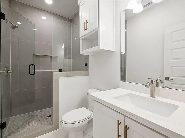 1201 S Waterfall Ave #3 — Photo 16