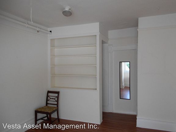 5th image of 2141 Pacific Ave #6