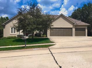 4112 Glen Eagle Dr, Columbia, MO 65203