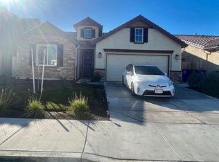 659 Pinelli Dr, Los Banos, CA 93635