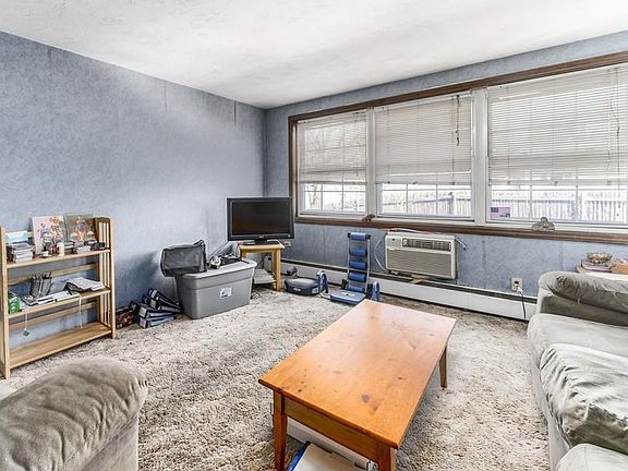 5th image of 5 Tara Dr Unit 10