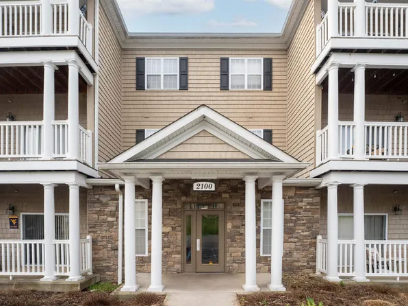 2117 Suncrest Vlg, Morgantown, WV 26505