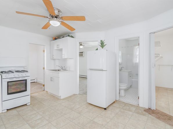 21 Court Pl FLOOR 2, Bayonne, NJ 07002