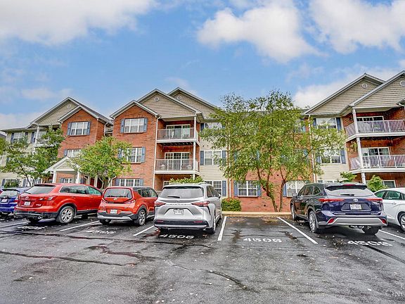 3rd image of 4506 Clearwater Pl Unit 11