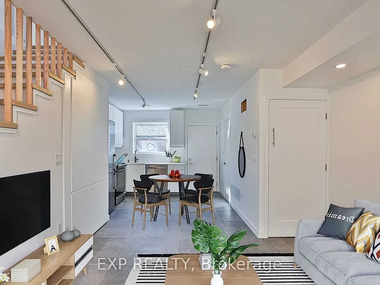 452 Montrose Ave #C — Photo 6
