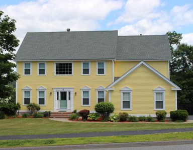 2 Lancelot Rd, Shrewsbury, MA, 01545