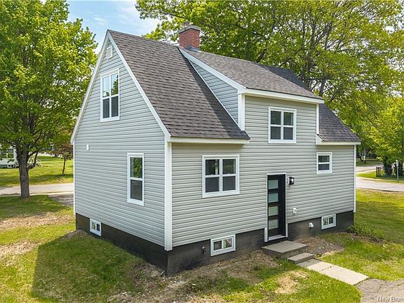 3rd image of 54 Duke St