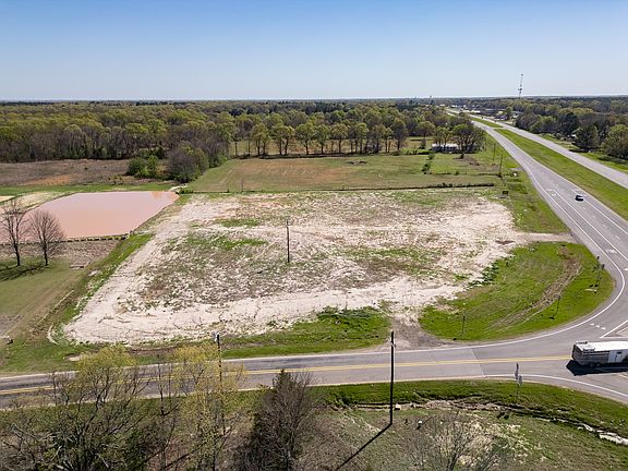 4th image of 10670 Us Highway 271 N