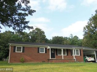 7153 Oak Dr, Reva, VA 22735