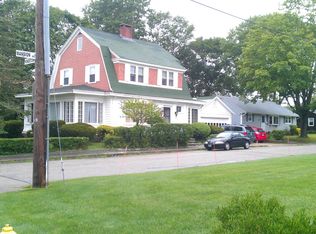 15 Mansion Ave, Narragansett, RI 02882