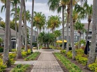 9415 Crescent Loop Cir APT 206, Tampa, FL 33619