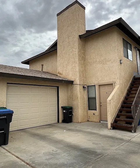 345 S Sunset St #B — Photo 1