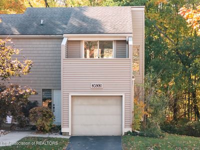 3633 E Meadows Ct, Okemos, MI, 48864