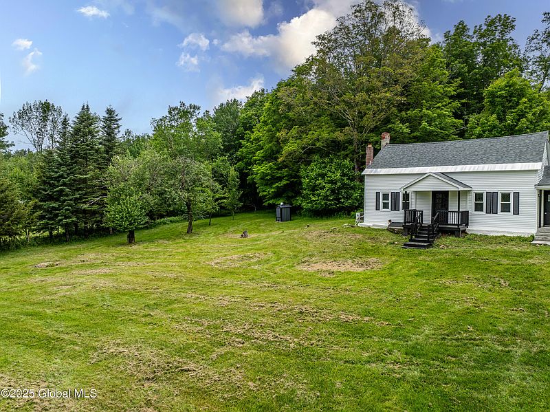 3rd image of 187 Babcock Lake Road