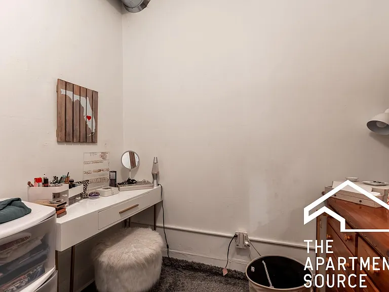 2465 N Lincoln Ave #3 — Photo 18