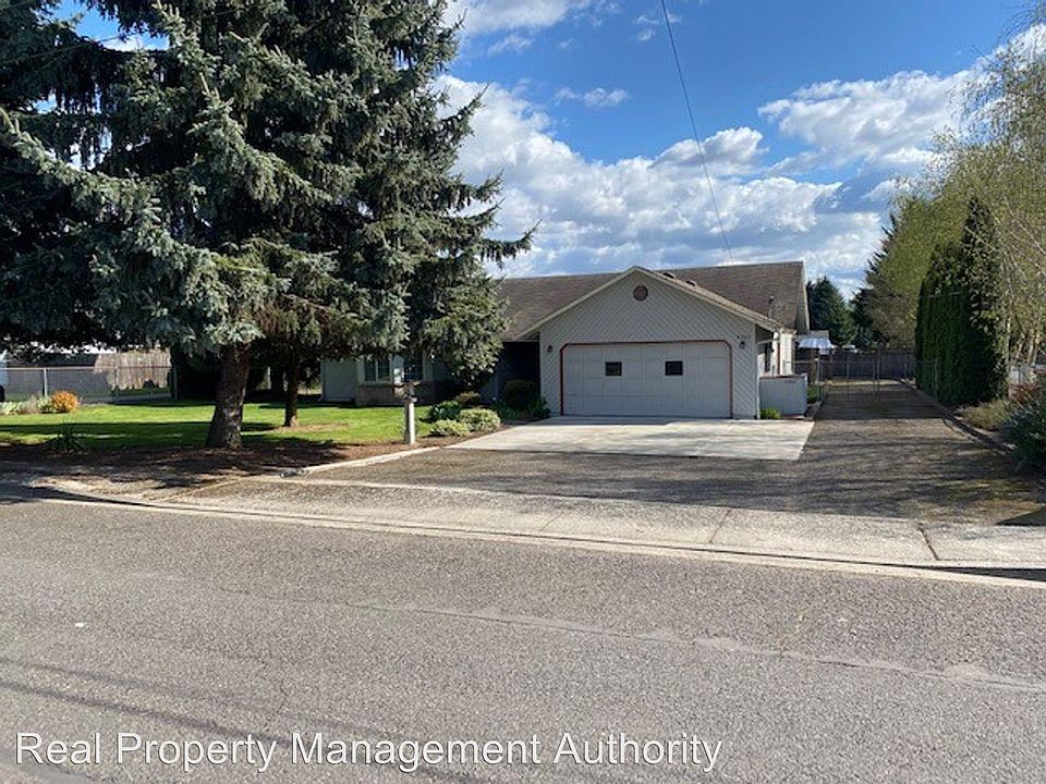 1st image of 9905 NE 86th St