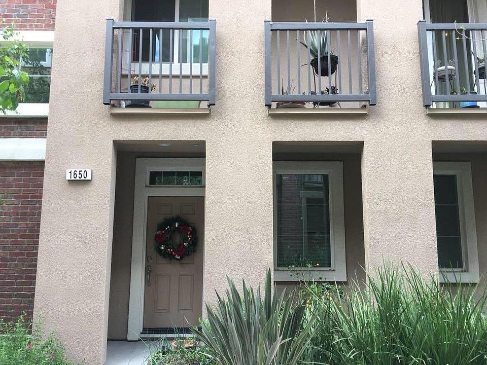 1st image of 1650 Vendre Pl