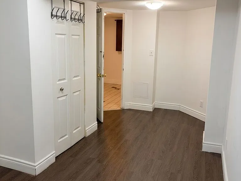 5130 Warwickshire Way #BASEMENT — Photo 8