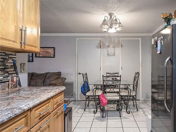 5th image of 2903 Oaklawn Ave