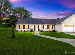 628 Windsor Way #A, Monroe Township, NJ 08831