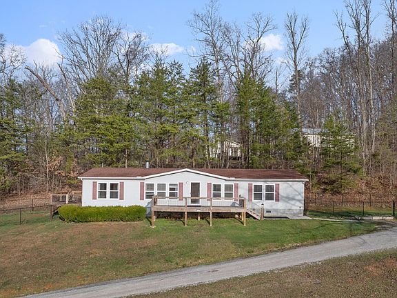 3rd image of 8705 Old Maynardville Pike