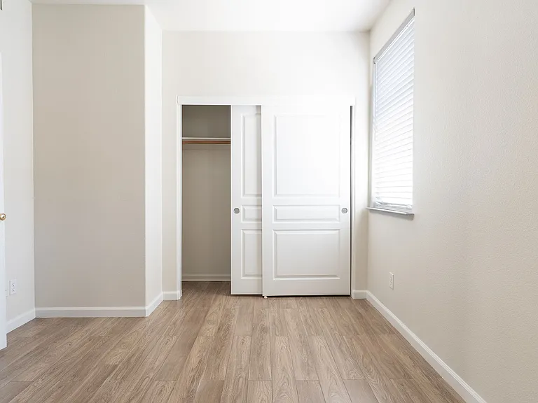 25502 Huntwood Ave — Photo 22