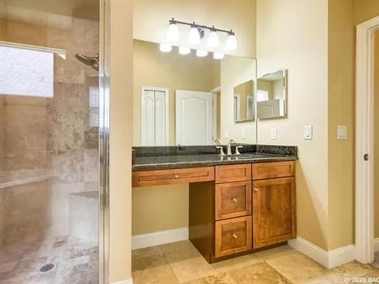 8933 SW 74th Ave — Photo 10