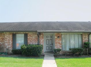 4046 Laura Leigh Ln, Friendswood, TX 77546