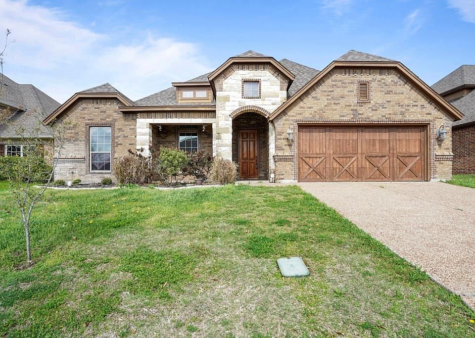 1st image of 286 Spyglass Dr