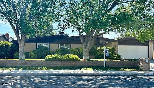 1st image of 44133 28th St W