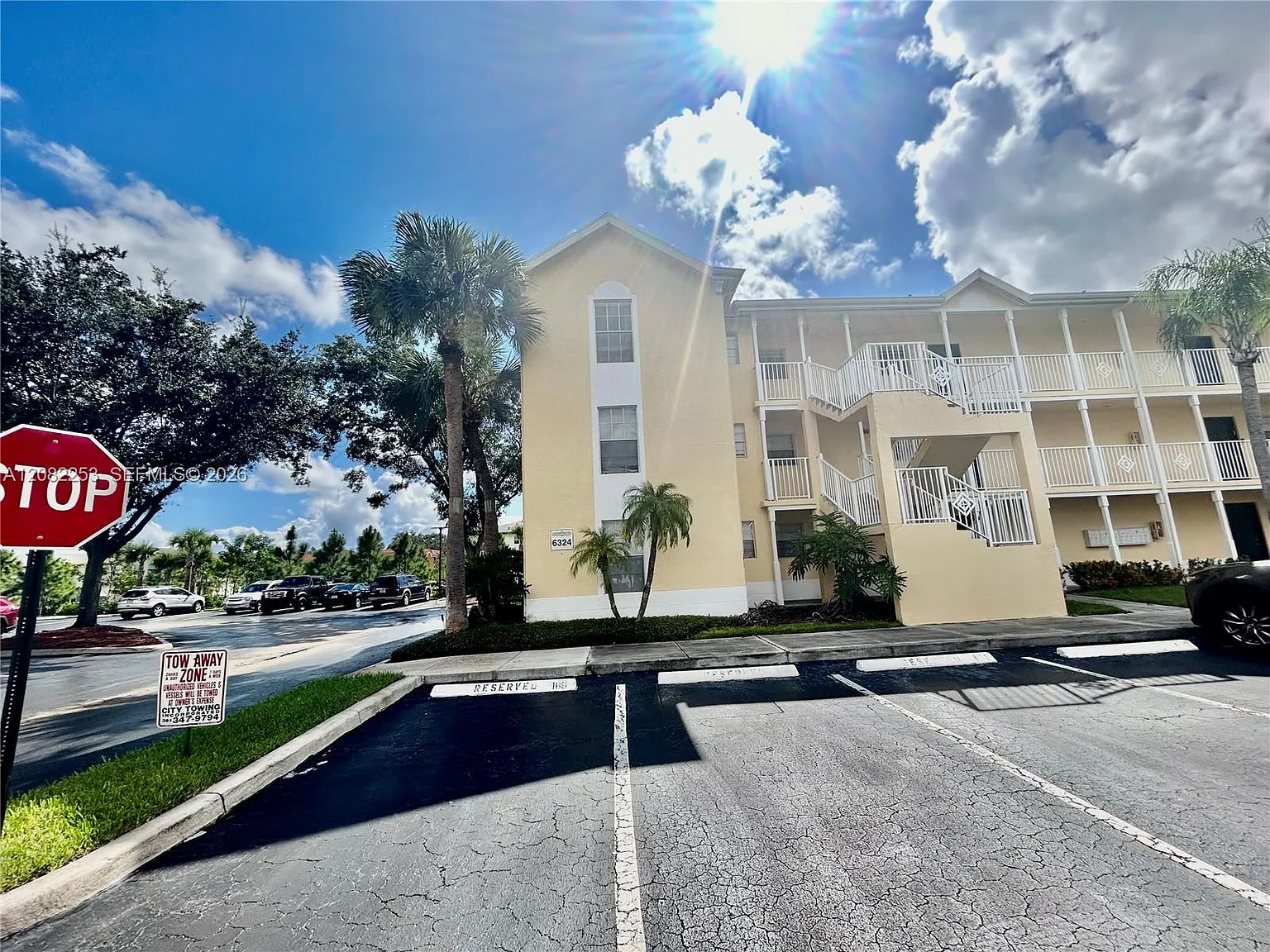 Addison Pointe At Boca Ra — Photo 2