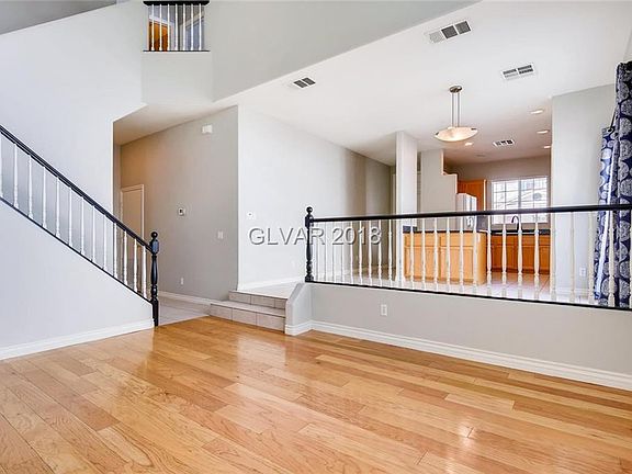 3rd image of 10346 Cherry Brook St