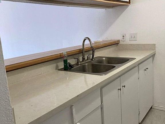 2nd image of 10110 Forum West Dr APT 106