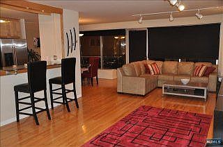 Living Room - PM View of GW