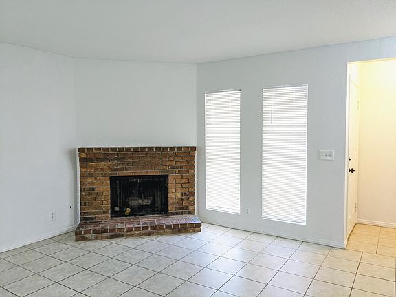 5th image of 510 Sellers Pl