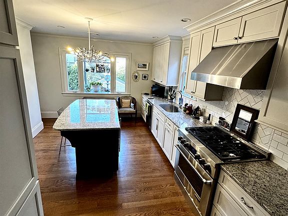 2nd image of 149 Larch Rd #2