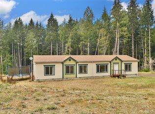563 Viola Pl W, Seabeck, WA 98380