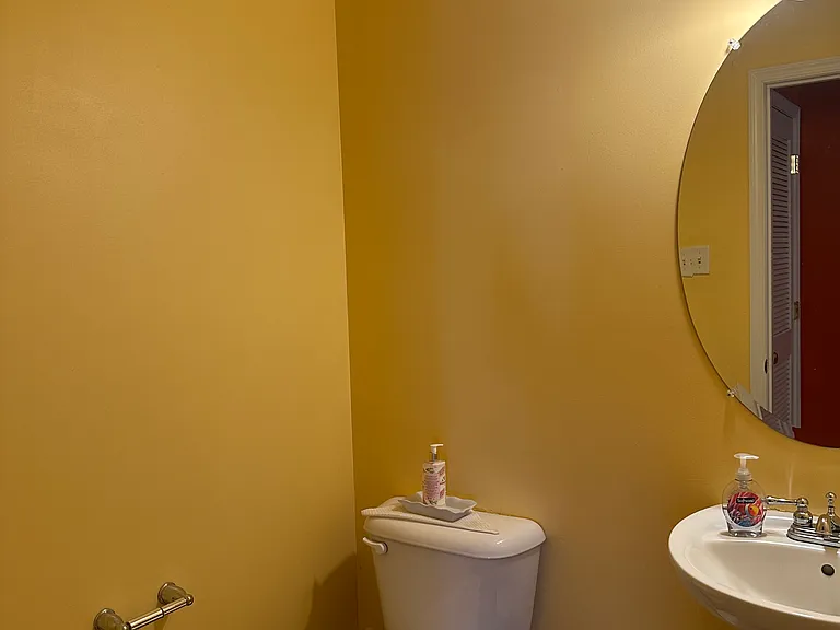 2108 Chaucer Ct — Photo 7